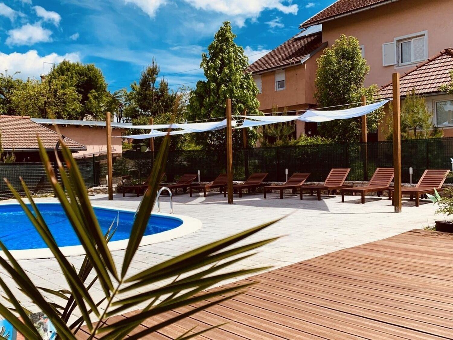 Apartments San - With Pool; Rakovica Exterior photo